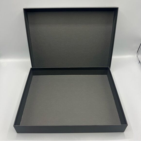 Chanel Black Gift Box - Picture 3 of 3